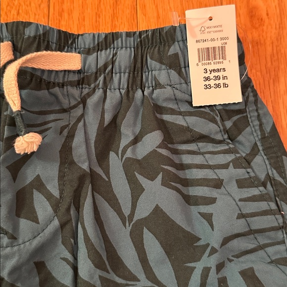 NWT Boys pull on baby gap shorts and matching button down top!!! - Picture 3 of 3